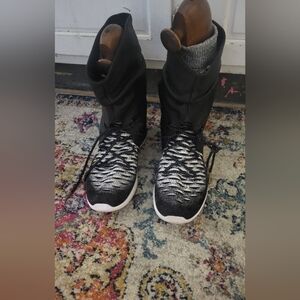 Nike Black and White Athletic Sneakers with Zebra Pattern